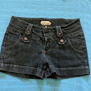 Size 9 BoomBoom  short Jean